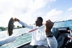 Abu Garcia Veritas Winch Baitcasting Rod -Shimano Sales 2024 ABU CASTING ROD VERITAS PLX WINCH LIFESTYLE 2020 002